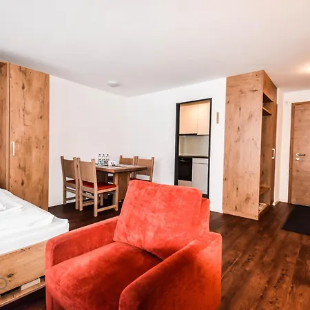 Haus Camillo Appartement-fewo 4-bettwohnung Nr- 16 By Interhome Saas-Fee